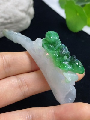 F43127645 翡翠烟嘴 货品总重约30.4g