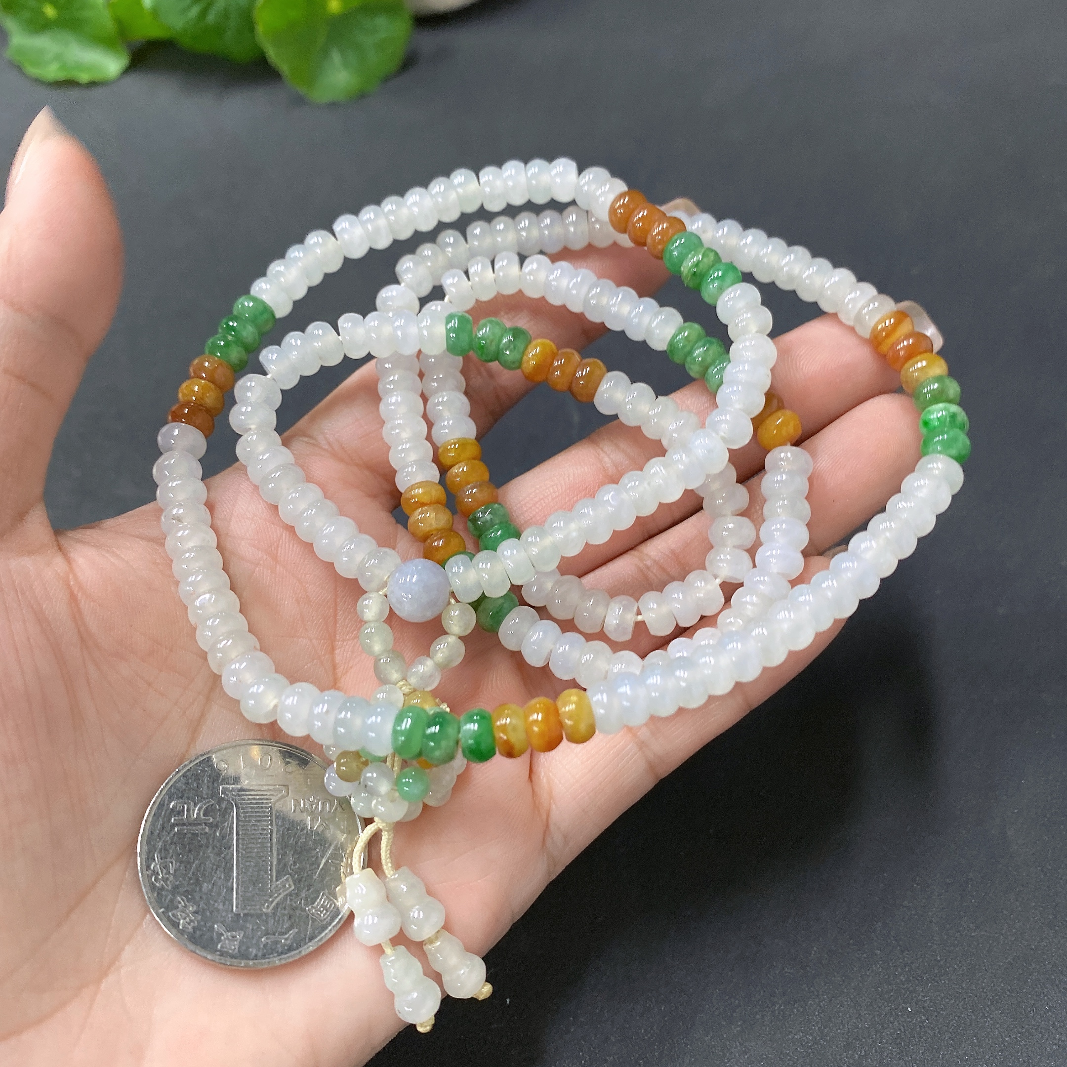 F19175305 Jadeite Beaded Necklace Approx. 5.6mm (Yellow Bead Color Origin Undetermined) Total Weight 51.763g