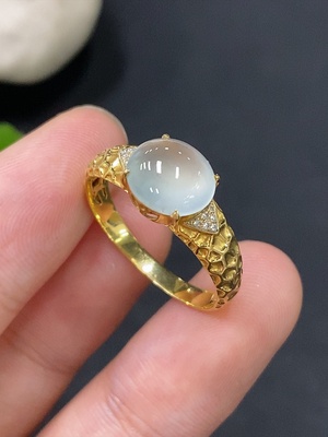 F29356425 Jadeite inlaid with 18k gold and diamonds, total weight approximately 2.42g, size 17