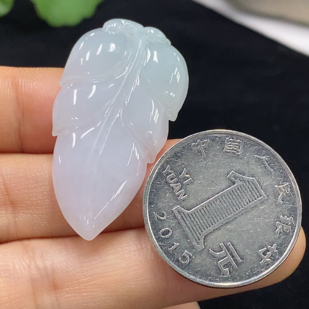 F31586958 Jadeite Leaf Pendant Total Weight Approx. 7.24g