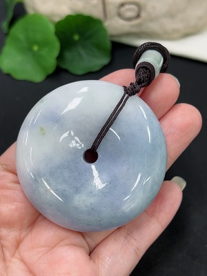 F41941972 翡翠平安扣挂件 货品总重约67.45g