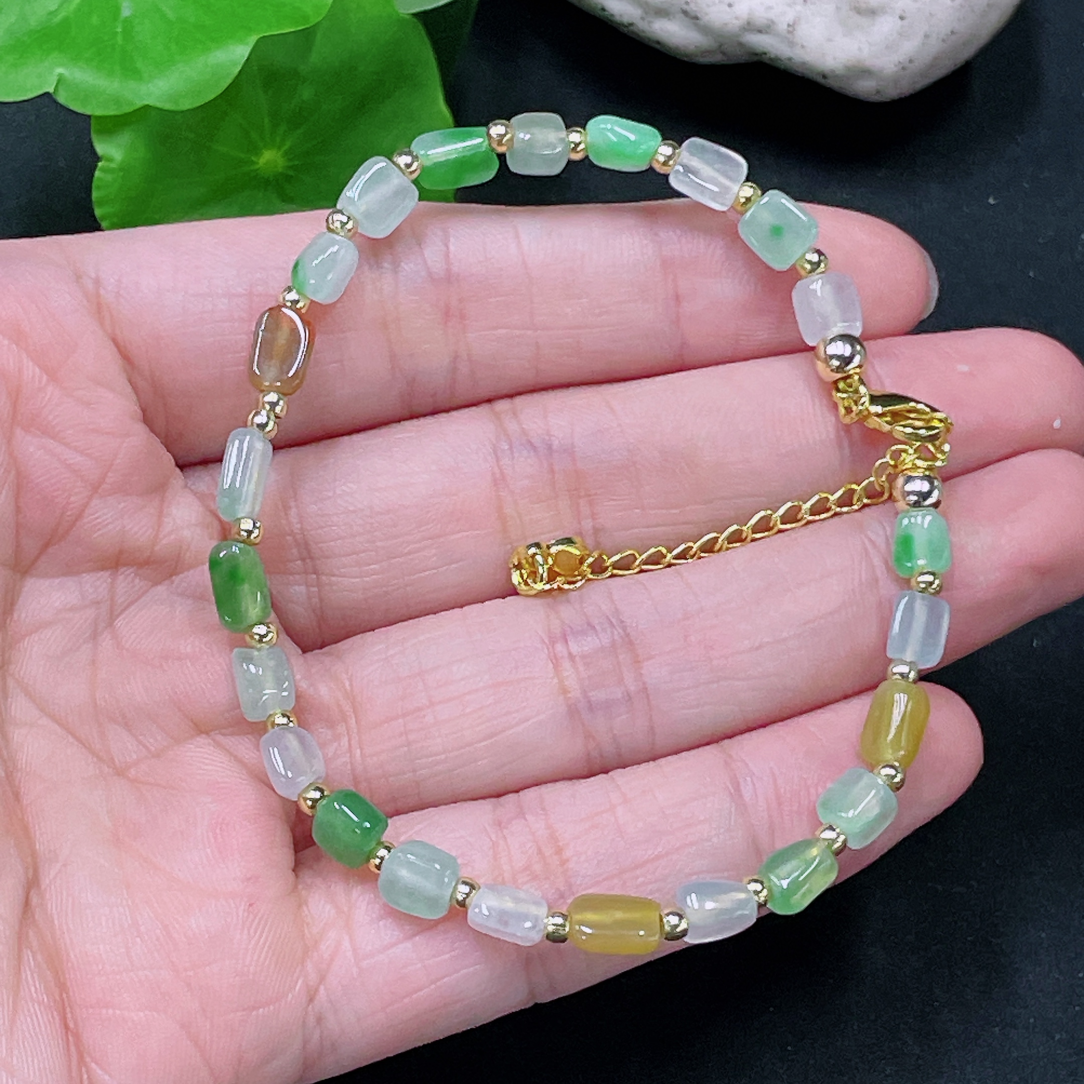 F33919914 Jadeite bracelet Non-gold Total weight approx. 6.7g (red and yellow color origin undetermined)