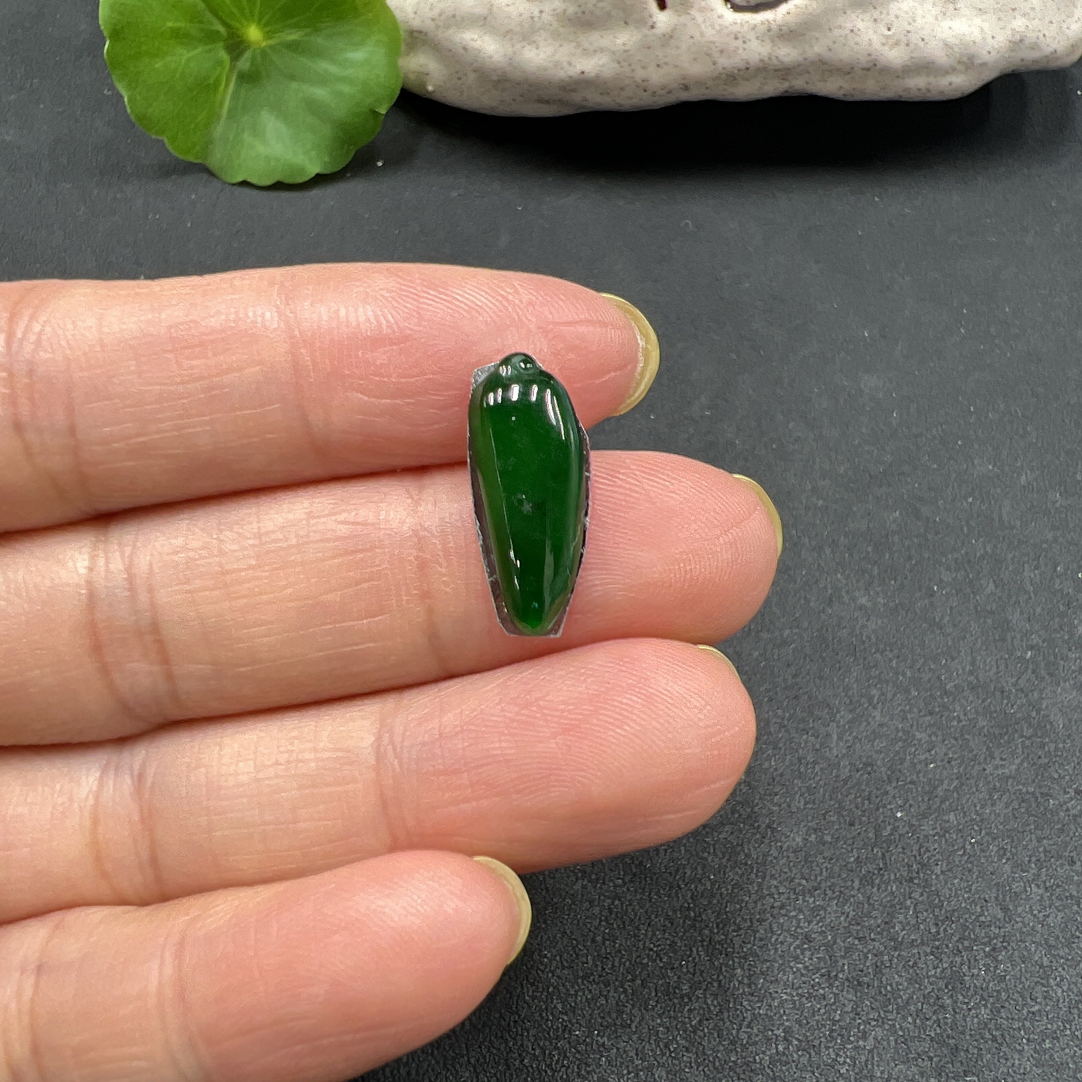 F12289511 Jadeite Auspicious Gourd Inlay Piece