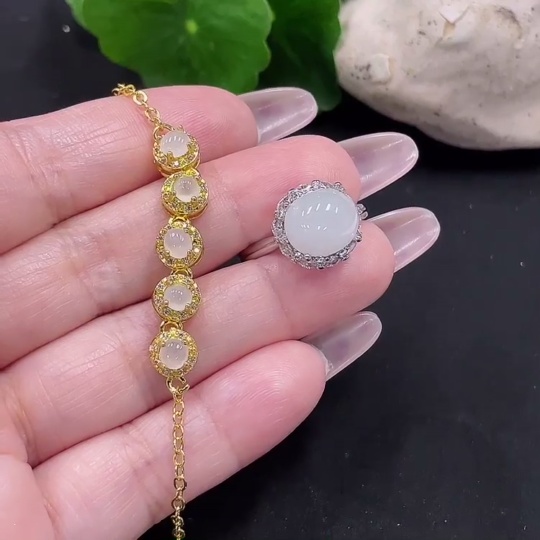 F34068921 Jadeite Inlaid Bracelet + Ring Sell as a Lot (Non-Gold Inlaid) (Adjustable)