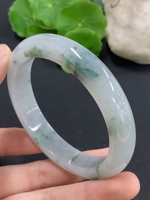 F45451902 翡翠正圈手镯 圈口57.7 货品总重约58.97g