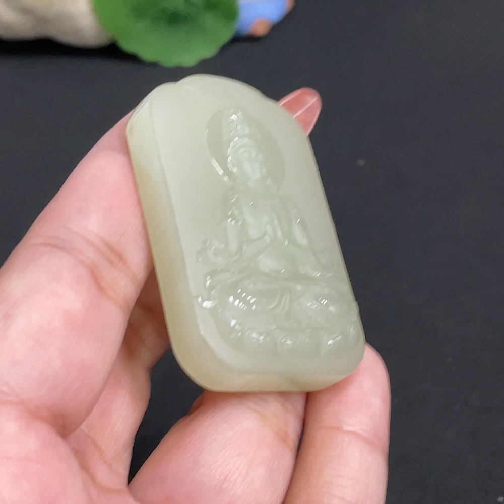 H35101352 Hetian Jade Pendant Guanyin Total Weight Approx. 39.5g