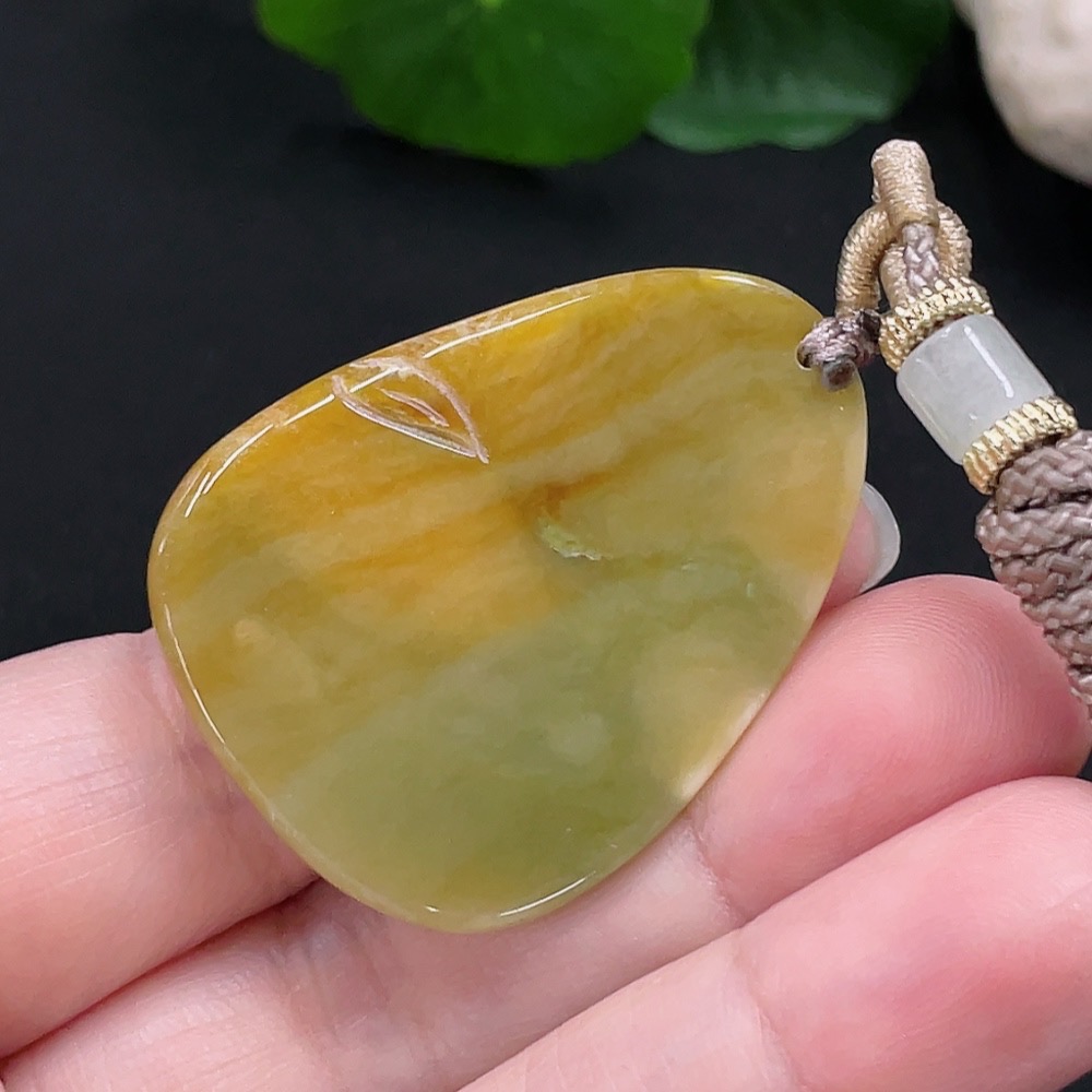 F30527316 Jadeite Enlightenment Pendant