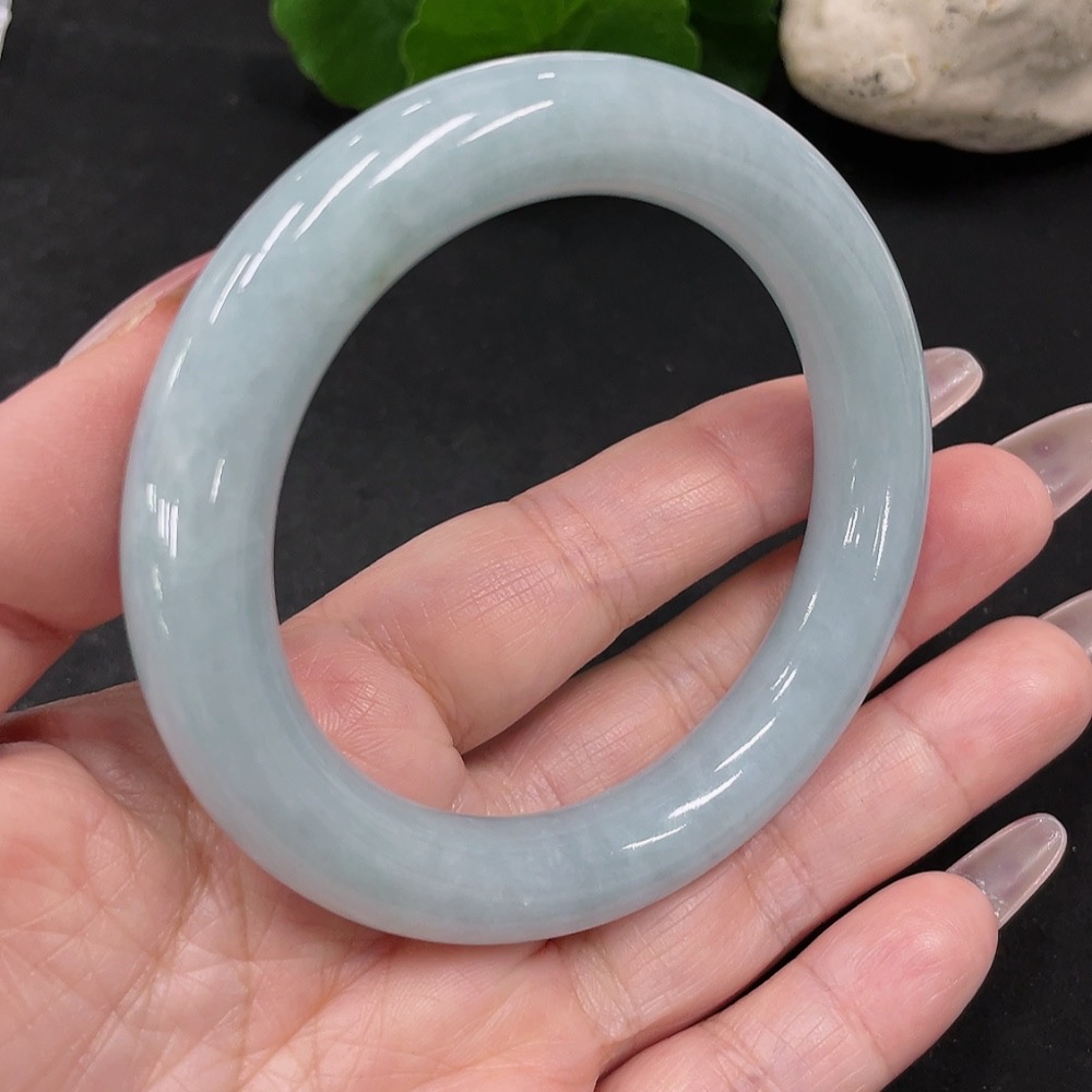 F35082341 Jadeite Round Bangle Size 55 Total Weight Approx. 66.8g