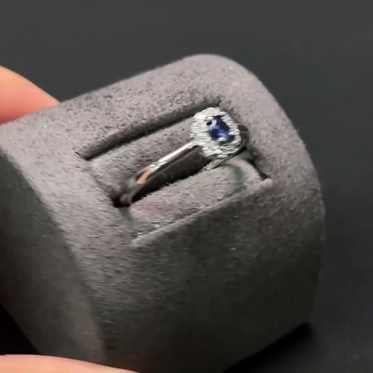 C23576489 Sapphire Ring, Total Weight Approx. 1.21g, Non-Gold Setting