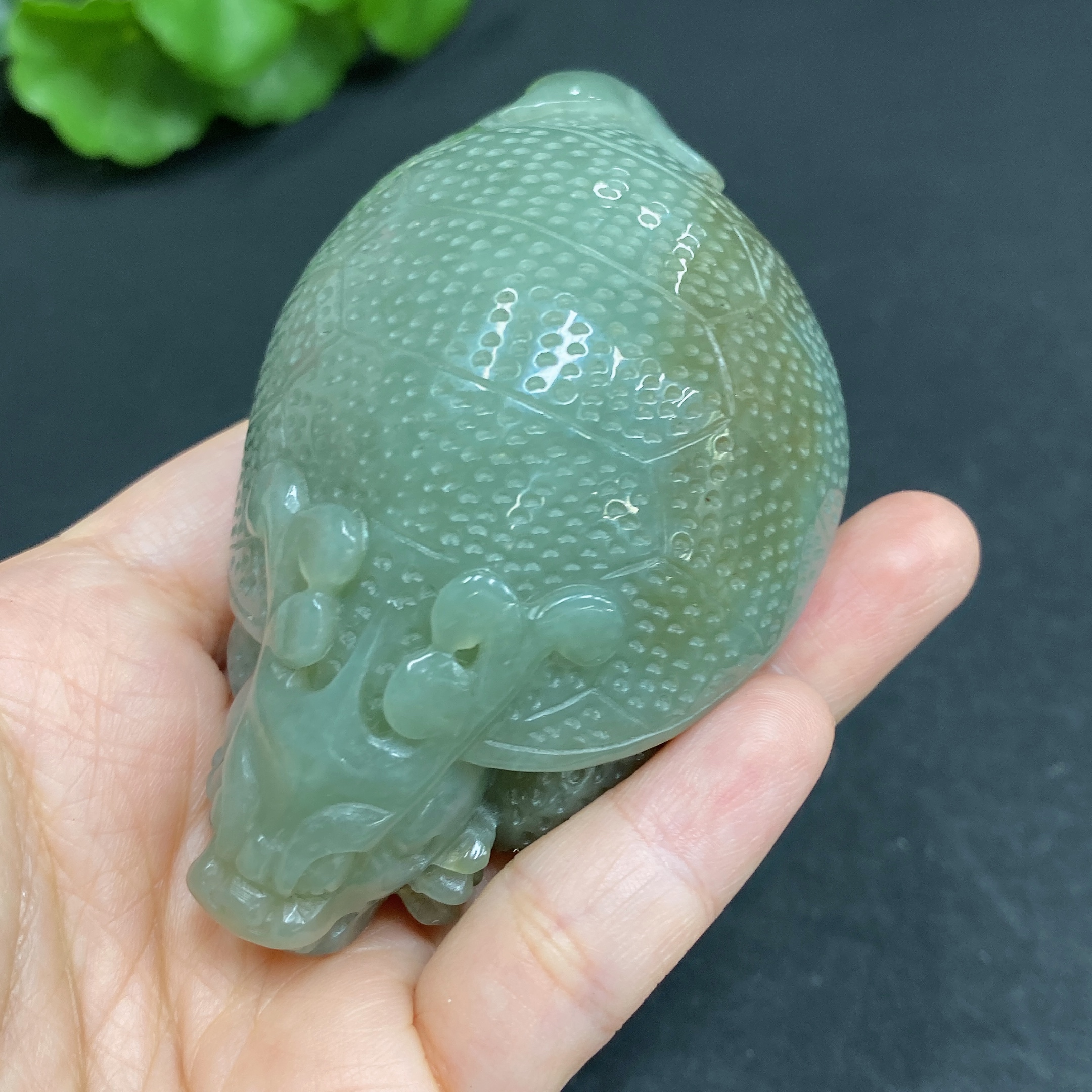 H29375602 Hetian Jade Handheld Piece, Dragon Turtle, Total Weight Approx. 184.9g