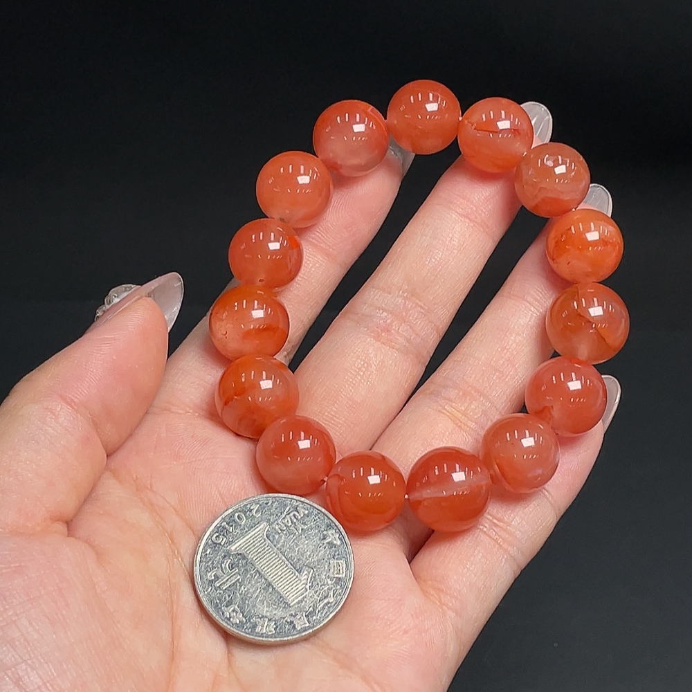 C20252910 South Red Agate Bracelet with Visible Organic Matter, Total Weight Approx. 49.04g, Size ~13.9mm