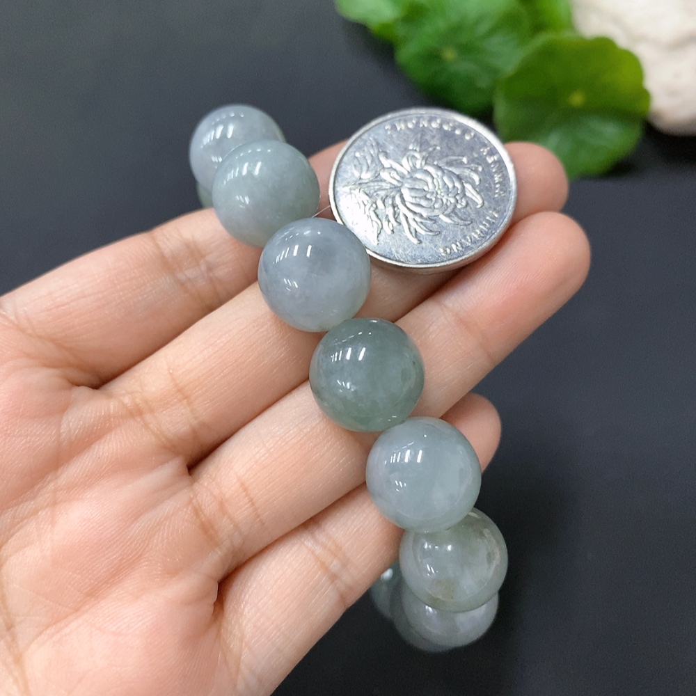 F18959394 Jadeite Bracelet Approx. 13.6mm Beads