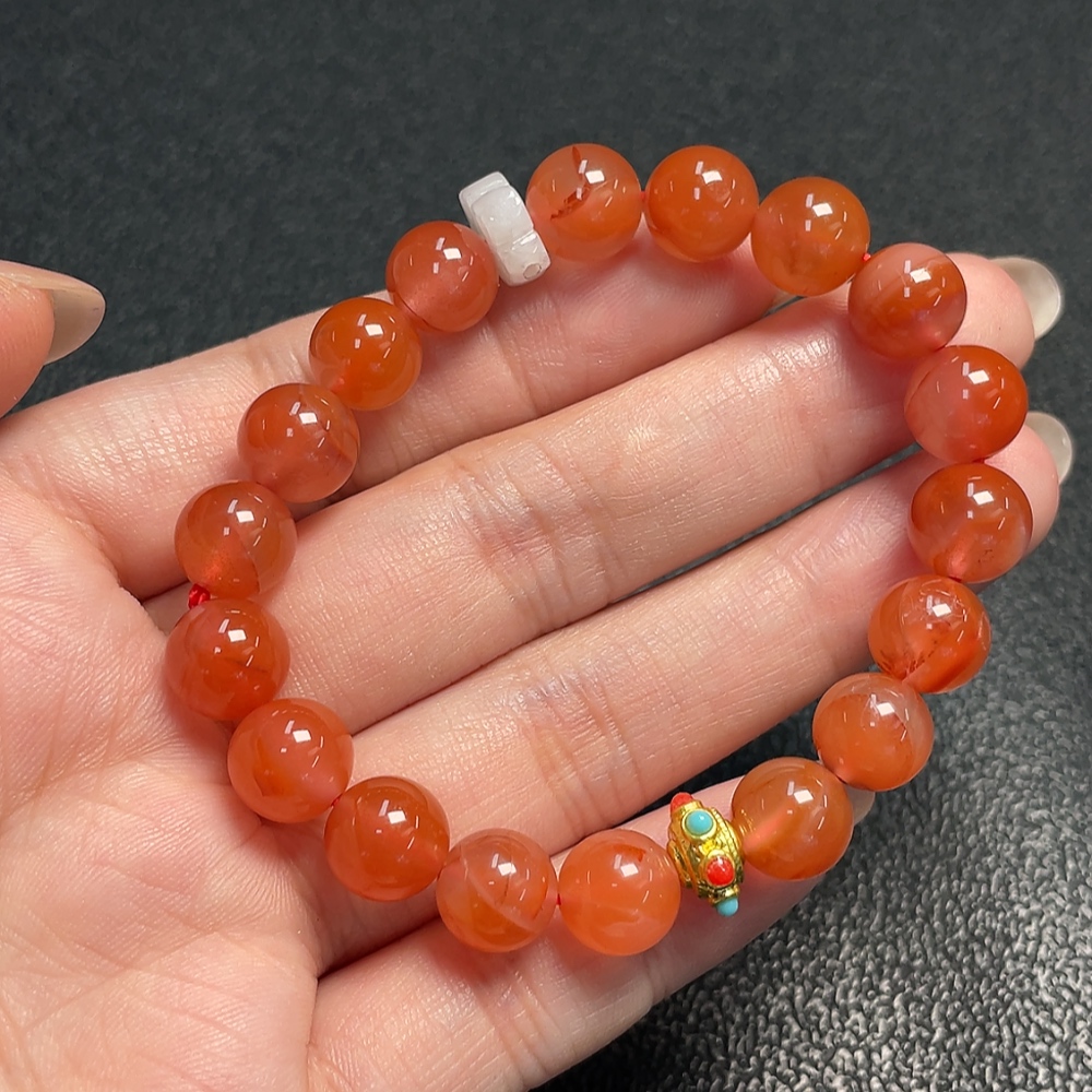 C32816077 Red Agate Bracelet with Visible Organic Matter, Total Weight Approx. 20.46g, Bead Size 9.3mm, Paired with Jadeite, Non-Gold