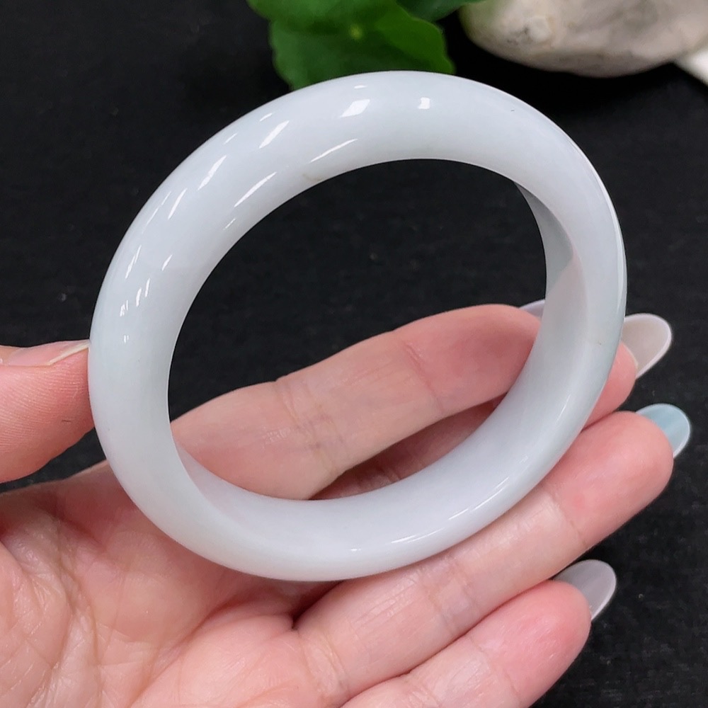 F33898562 Jadeite Round Bangle Size 56.2 Total Weight Approx.57.11g