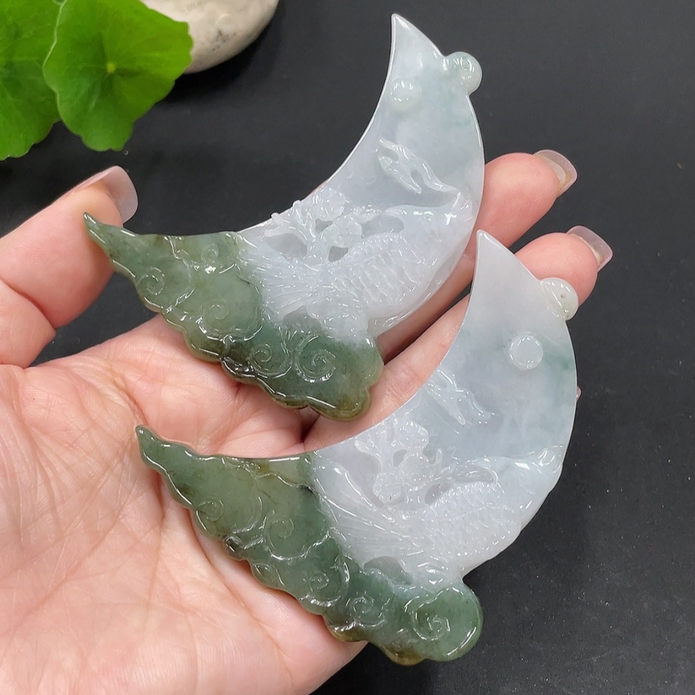 F20305867 Jadeite Pendant Sell as a Lot