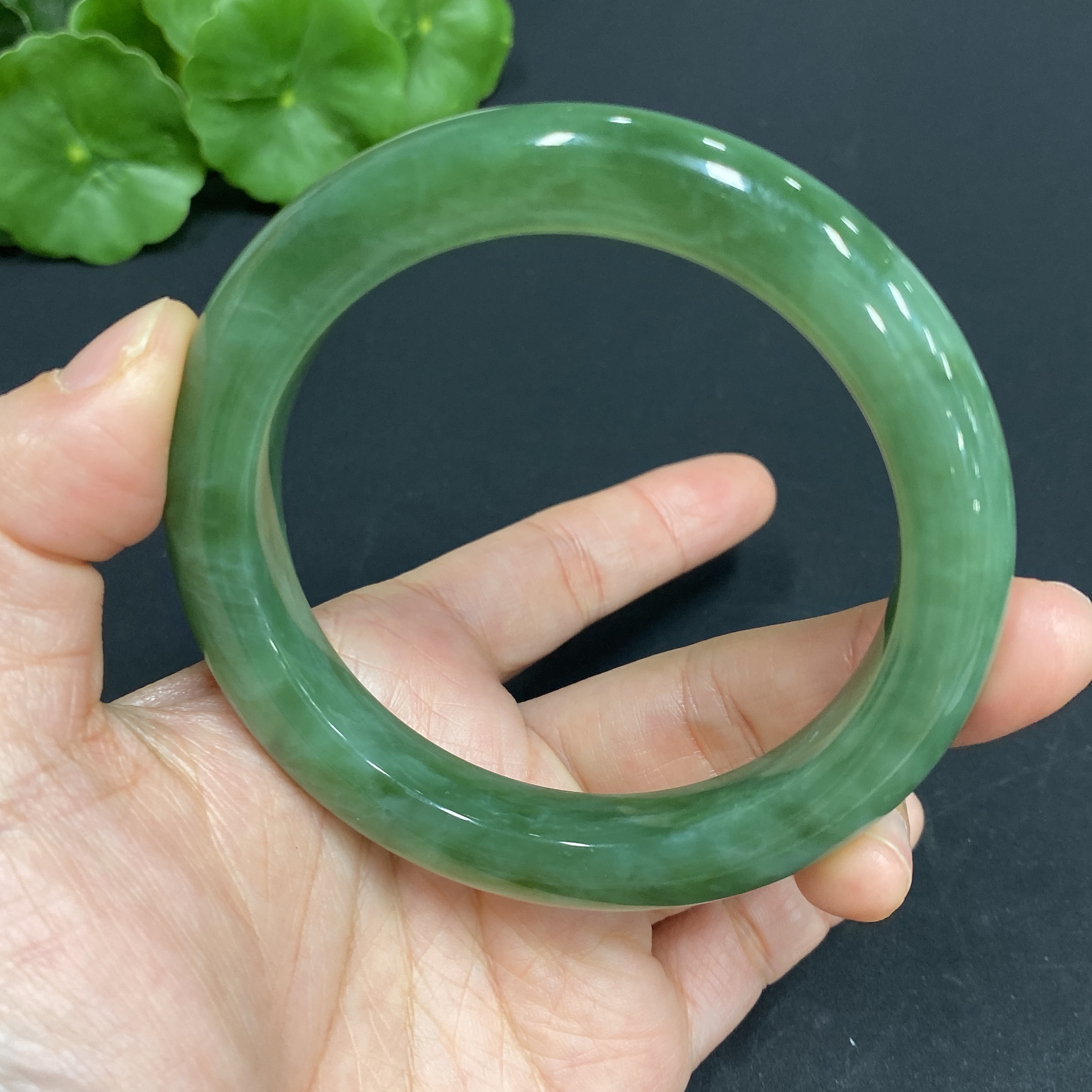 H27127169 Hetian Jade Round Bracelet Size 57.7 Total Weight Approx. 59.8g