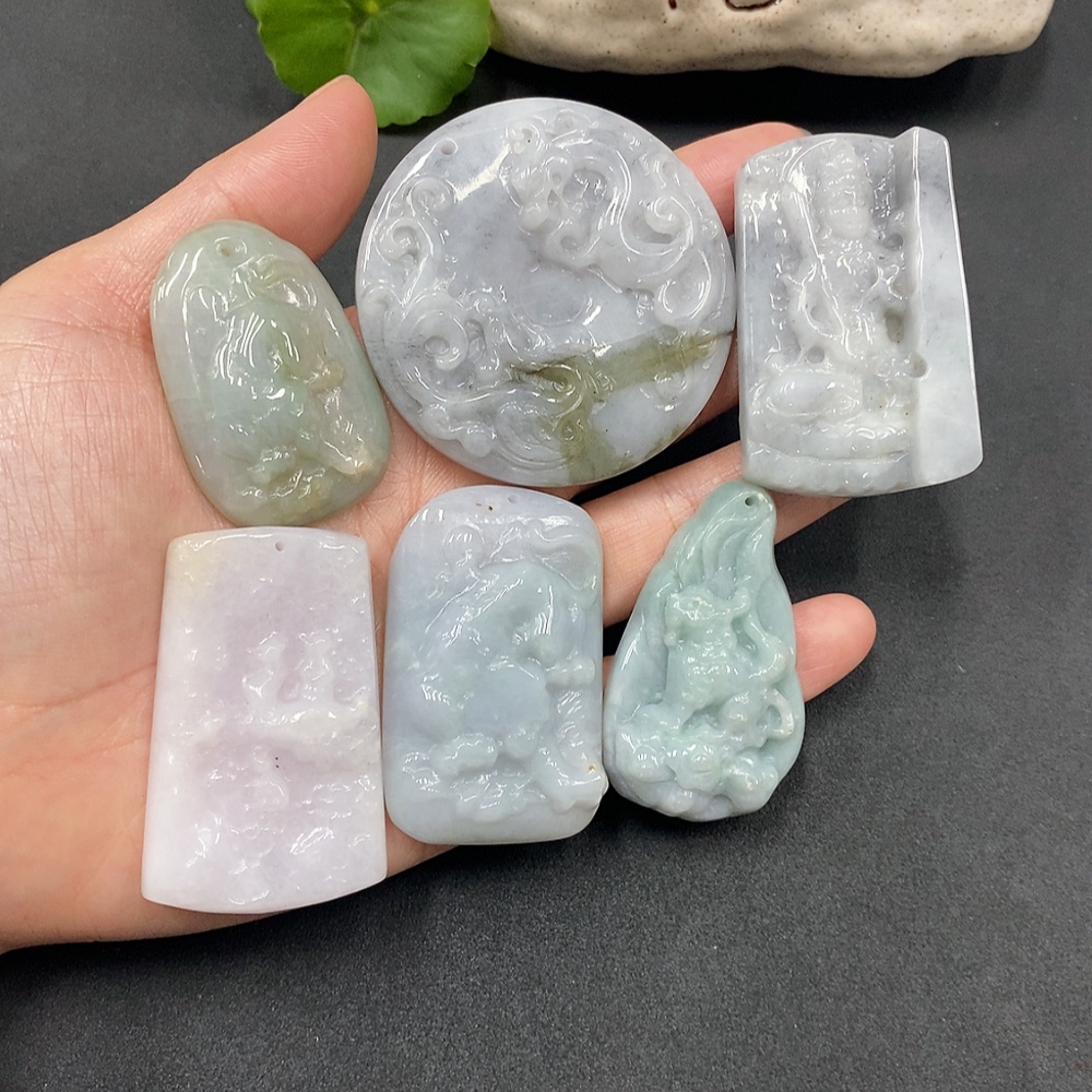 F13489414 Jadeite Pendant Sell as a Lot