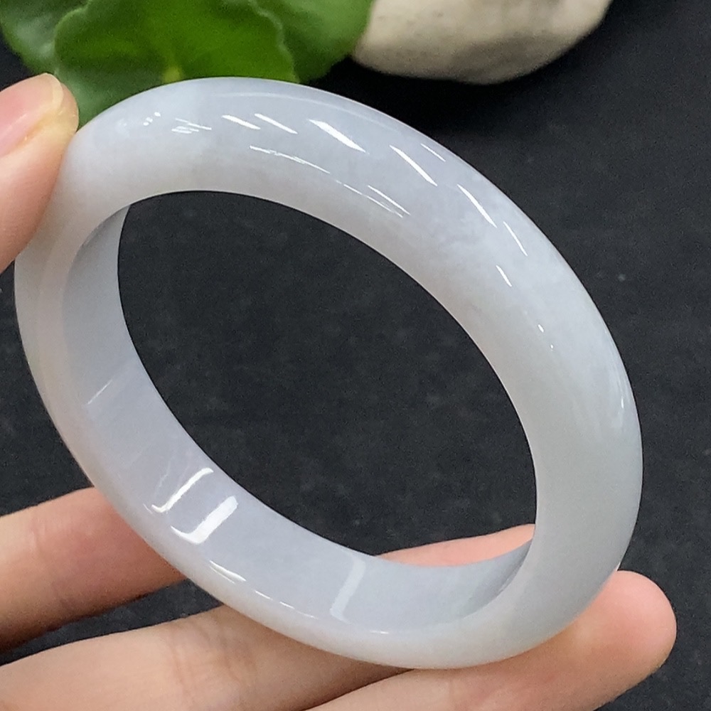 F34056423 Jadeite Round Bangle Size 56.6 Total Weight Approx. 59.76g