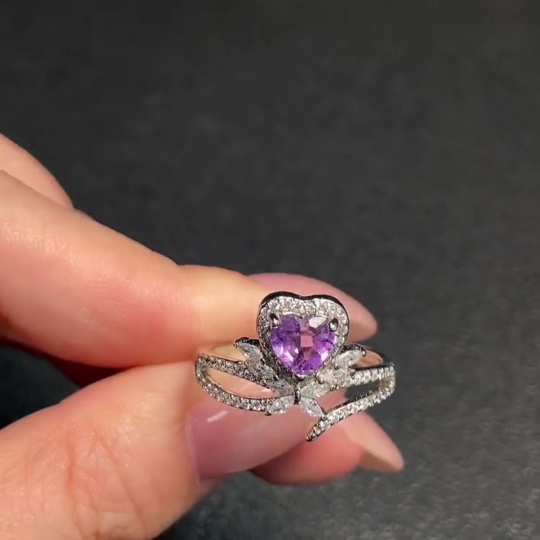 C31679982 Crystal Ring Adjustable Non-Gold Total Weight Approx. 2.69g