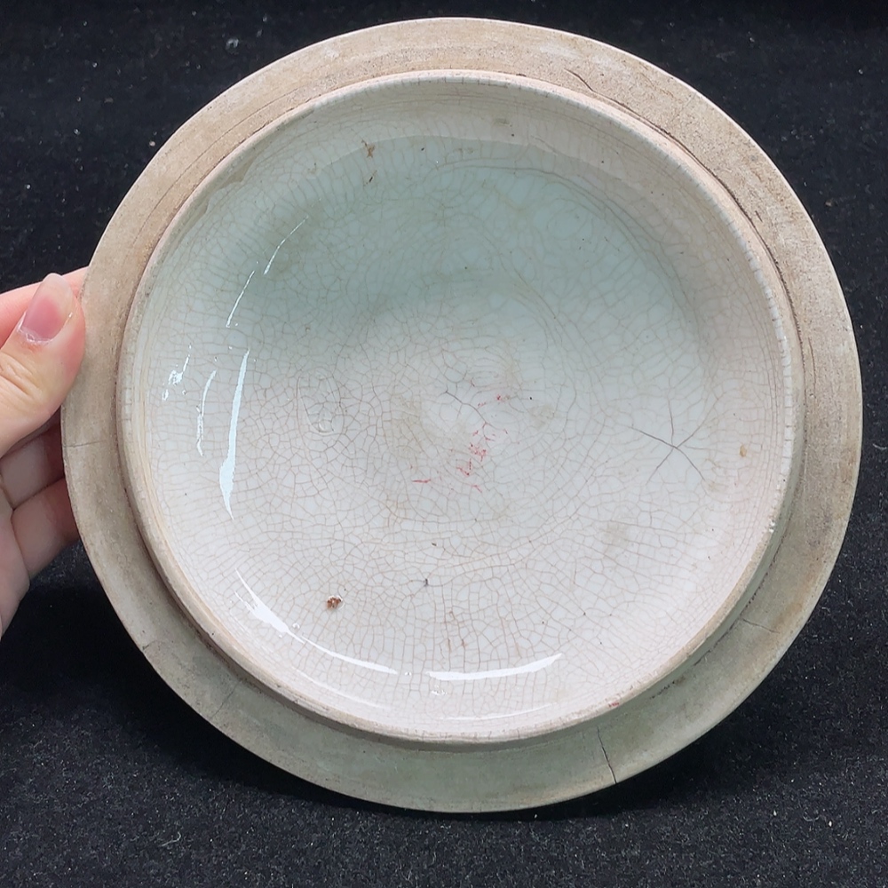 W27078994 Ceramic Blue and White Lidded Box from the Export Period (size as per actual item)