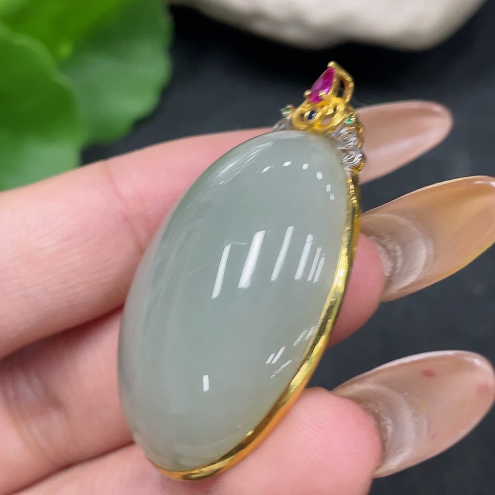 H32823477 Hetian Jade Inlaid Pendant 18k Gold Total Weight Approx.14.4g