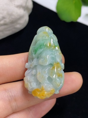 F41941466 翡翠白菜挂件 货品总重约18.51克