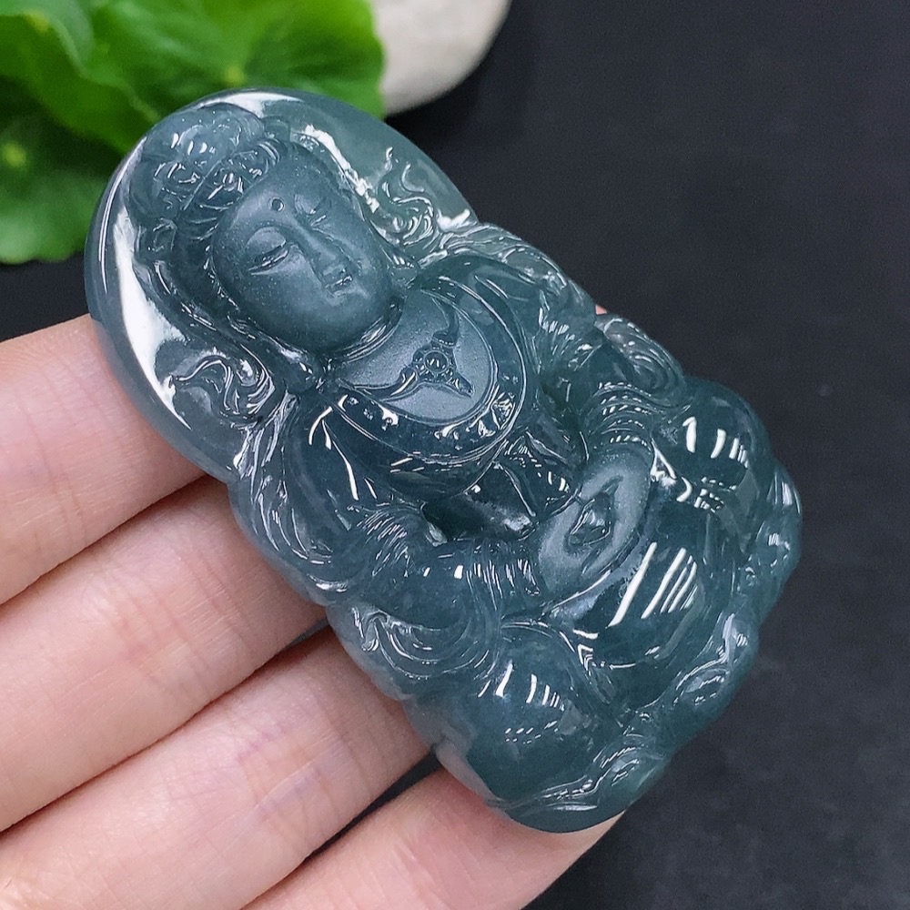 F34968171 Jadeite Guanyin Pendant Total Weight Approximately 53.3 Grams