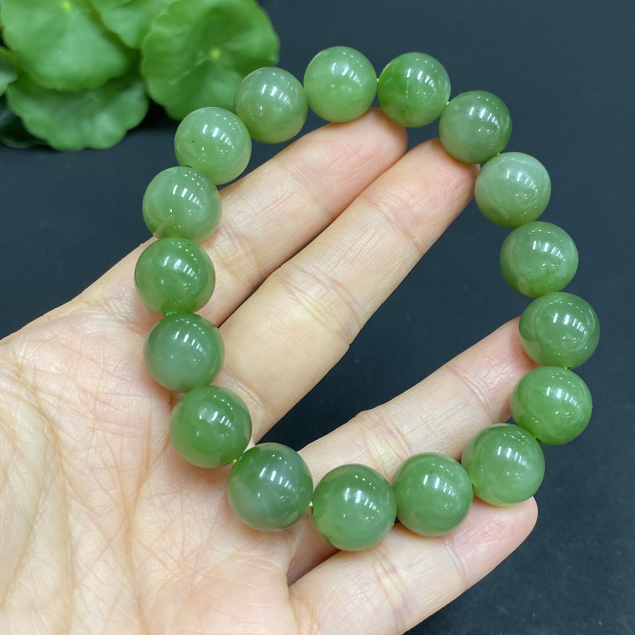 H29329319 Hetian Jade Bracelet, Approx. 11.8mm Beads, Total Weight Approx. 45.3g