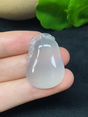 F45335539 翡翠福瓜挂件 总重约6.40g