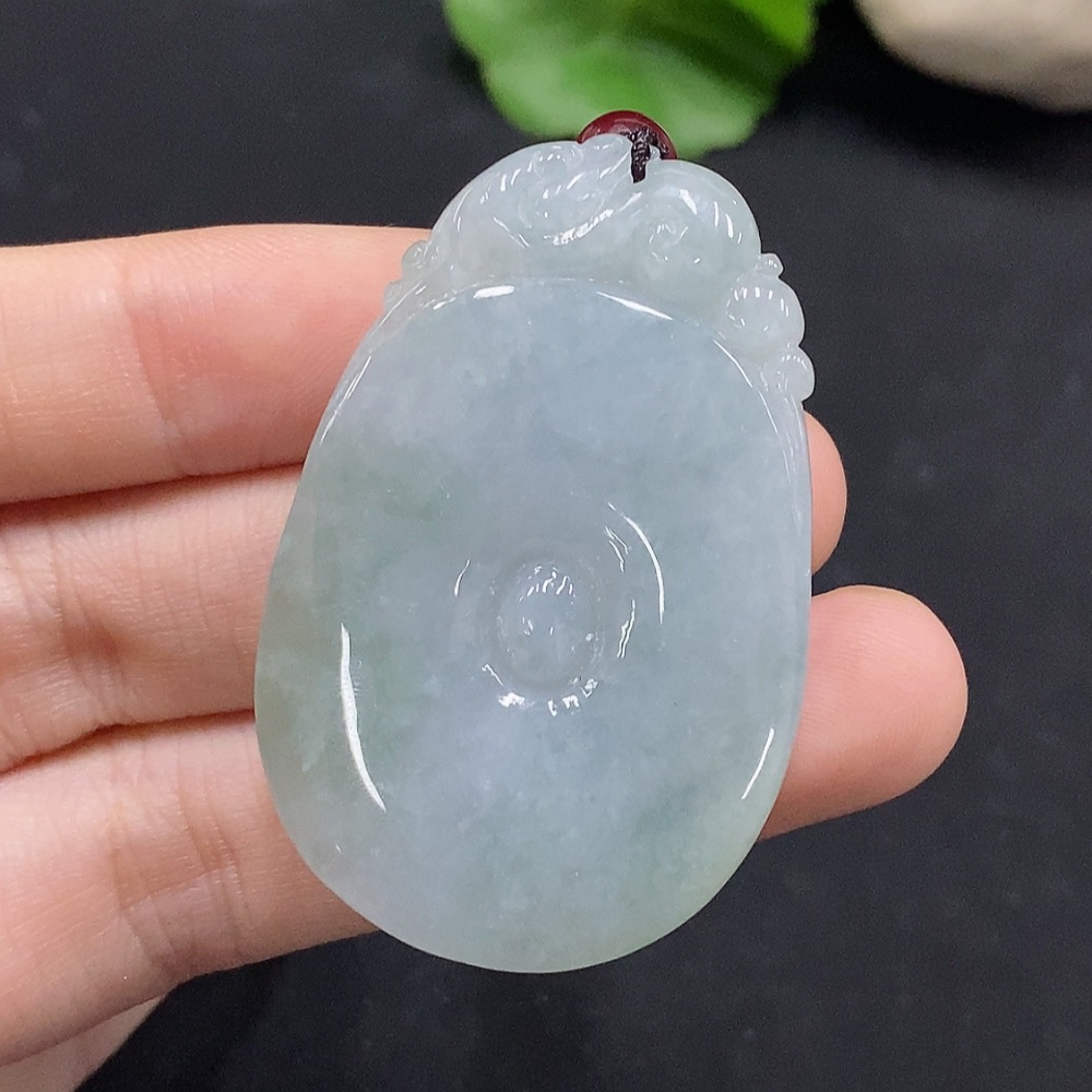 F34997211 Jadeite Fortune Shell Pendant Total Weight Approx. 22.59g