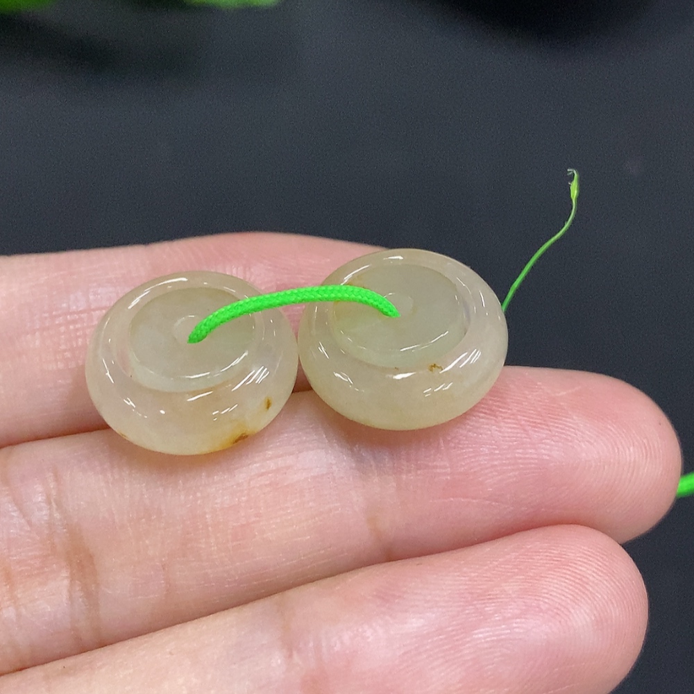 F35157306 Jadeite Pendants Sell as a Lot