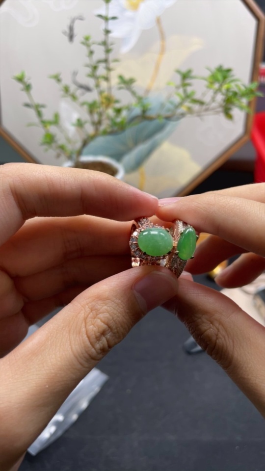 F32789542 Jadeite Cabochon Sell as a Lot