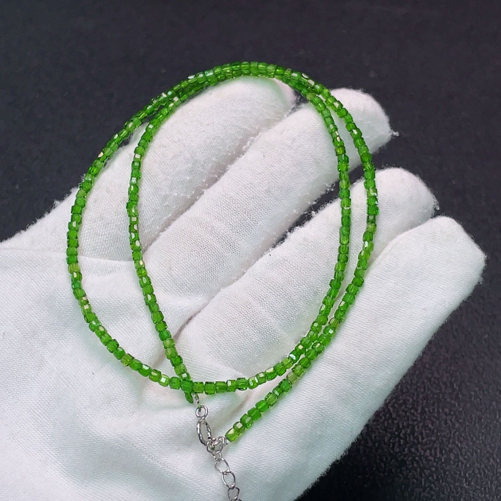 C34039542 Diopside bead necklace non-gold total weight approx. 4.3g size 2mm