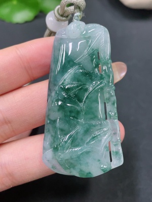 F18059015 Jadeite Bamboo Pendant Total Weight 26.493g