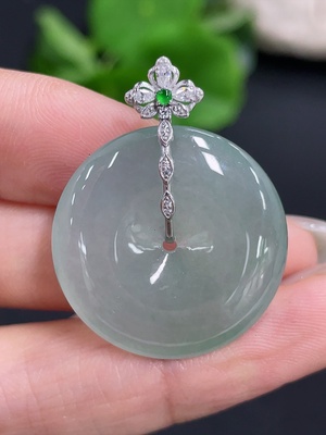 F41950104 翡翠挂件平安扣 扣头18k 非钻 货品总重约7.24g