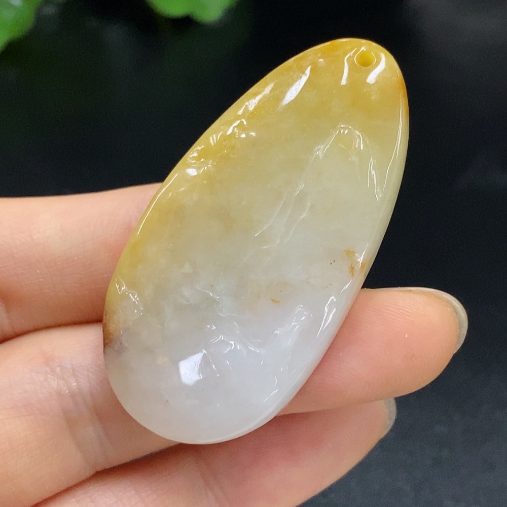 F27066055 Jadeite Pendant Total Weight Approx. 15.99g Yellow Color Origin Undetermined