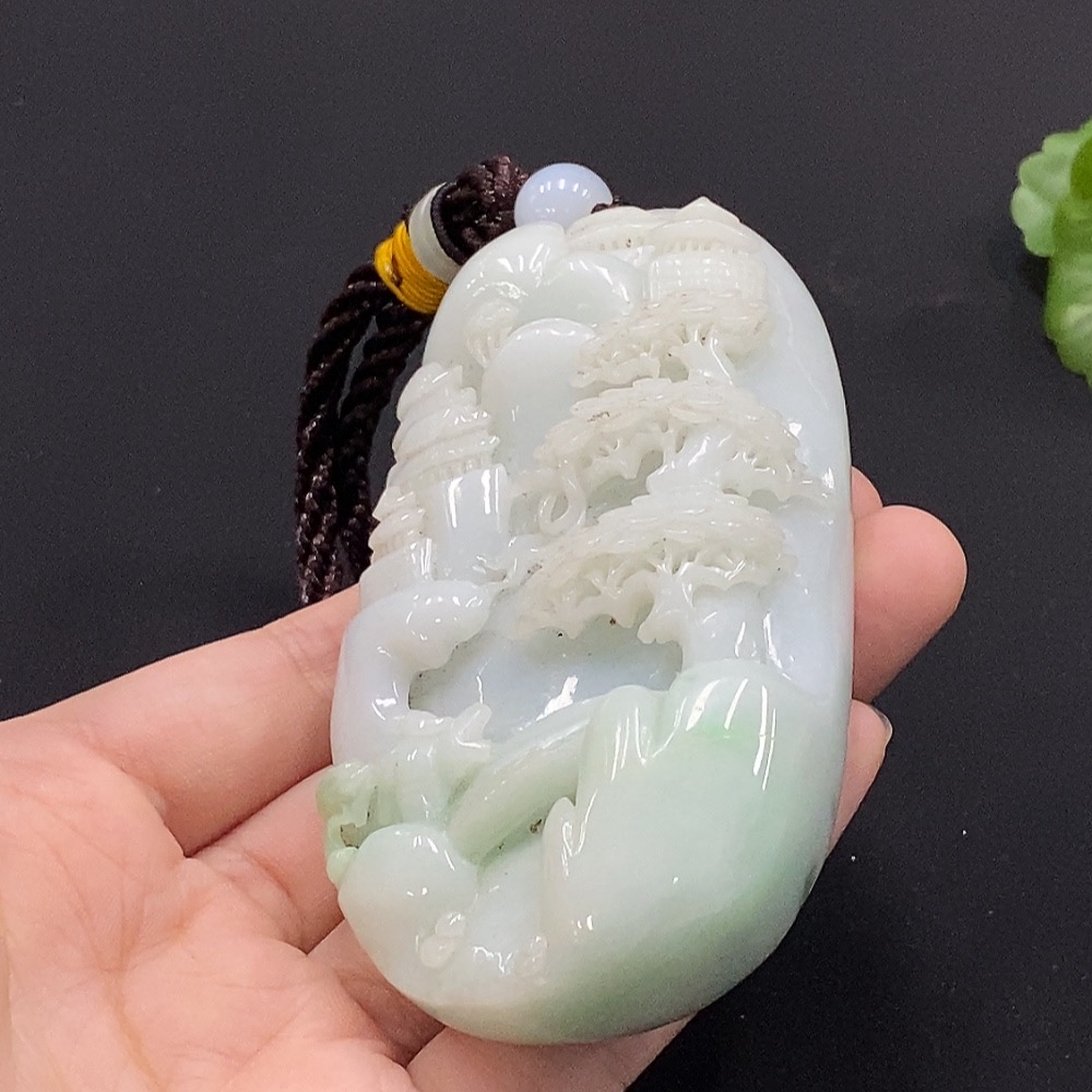F35090995 Jadeite landscape hand piece Total weight approx. 204.89g With non-A matching beads