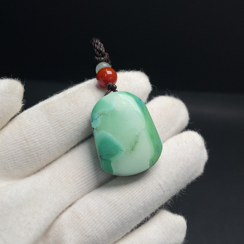 C29340597 Turquoise Pendant (Total weight including rope: approx. 18.92g)