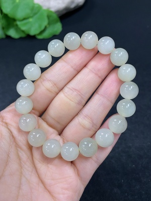 H46531409 和田玉手串   卡9.7mm左右    货品总重约28.9g
