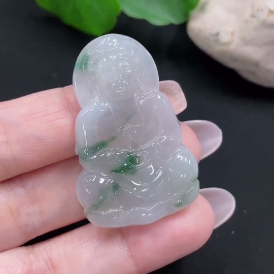 F31675764 Jadeite Guanyin Pendant Total Weight: Approx. 11.6g