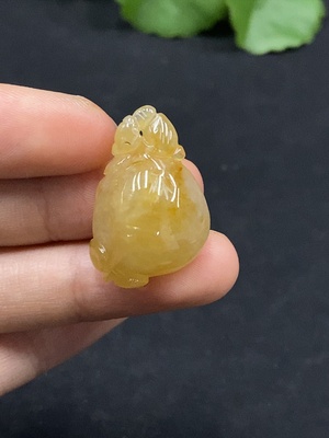 F30498520 Jadeite Pendant, Color Origin Undetermined, Total Weight Approx. 5.85g