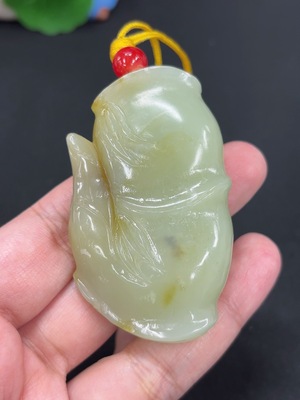 H44328677 和田玉挂件 竹节 货品总重约57.5g