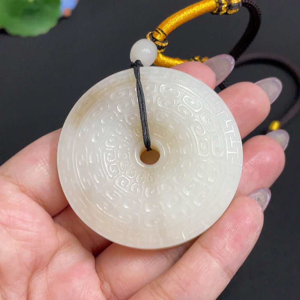 H33900448 Hetian Jade Pendant, Antique-style Button