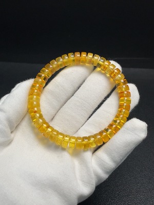 C29403756 Amber Beeswax Bracelet, Approx. 8.5mm, Total Weight About 10.78g
