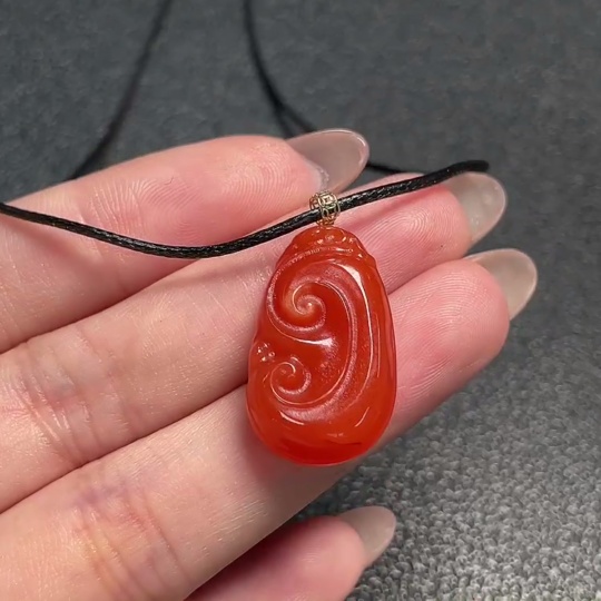 C34952947 South Red Agate Pendant 18K Gold (Non-Gold Parts) Total Weight Approx. 4.76g (Including Cord)