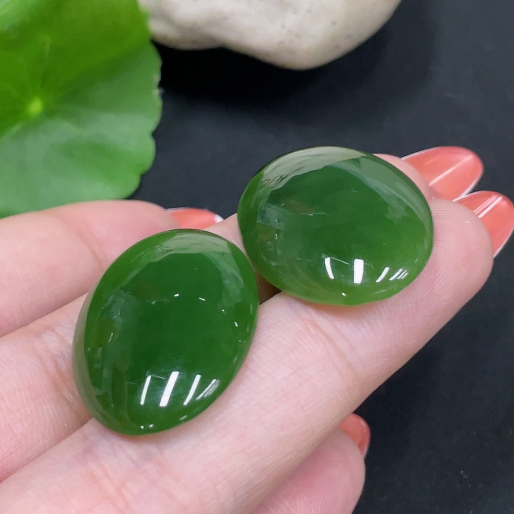 H34017670 Hetian Jade Egg-shaped Pendant (Total weight: approx. 10.8g)