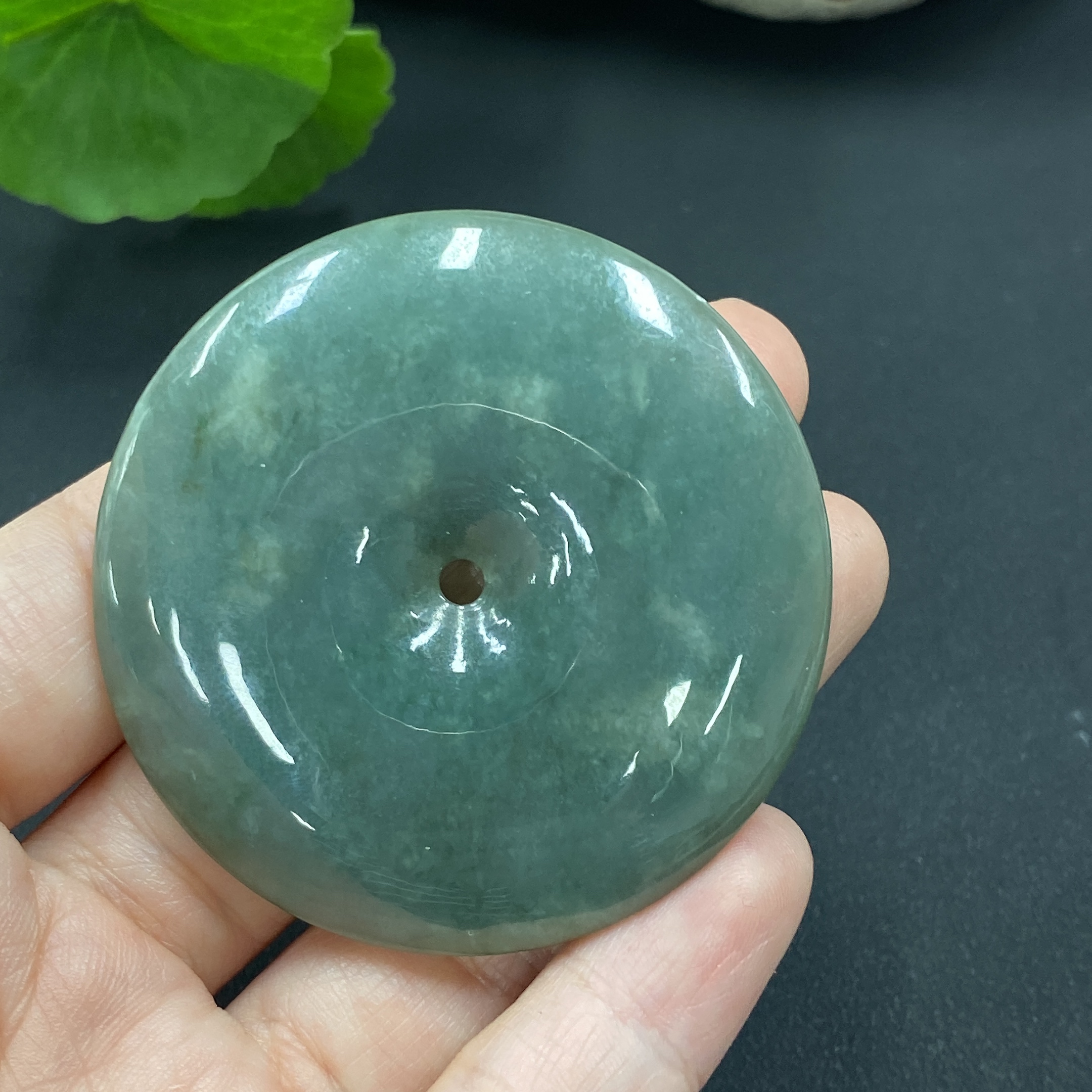 F09570552 Jadeite Pendant Peace Button