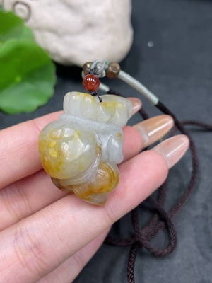 H32797980 Prosperity Brings Wealth