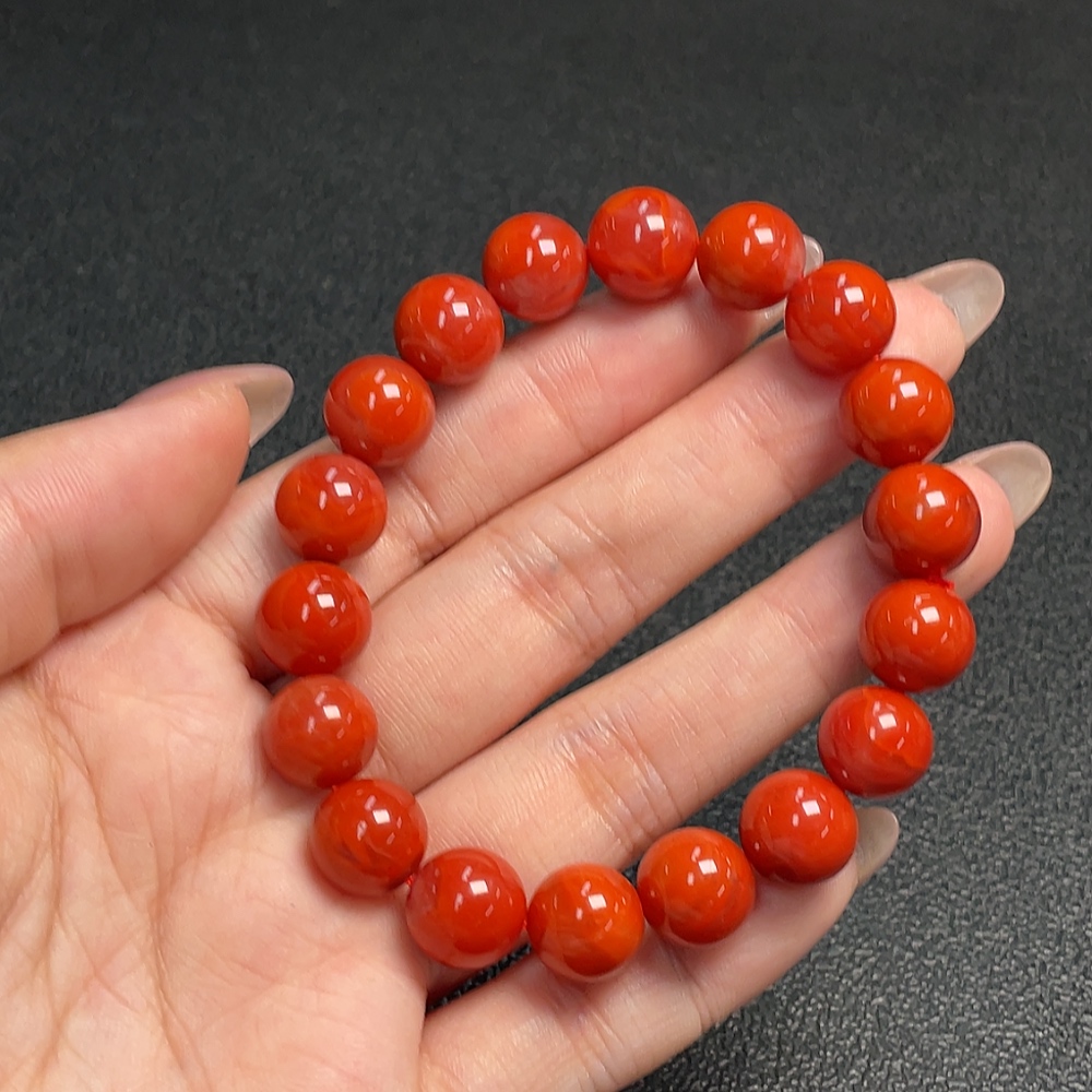C34992042 Red Agate Bracelet with Visible Organic Matter, Total Weight Approx. 30.05g, Size About 10.4mm