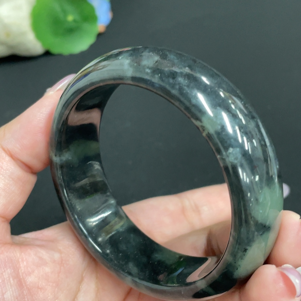 H33901805 Hetian Jade Round Bracelet Size 60.2 Total Weight Approx. 91.6g